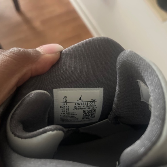 Jordan 6 Rings SE Metallic Silver Light Graphite - Picture 2 of 11